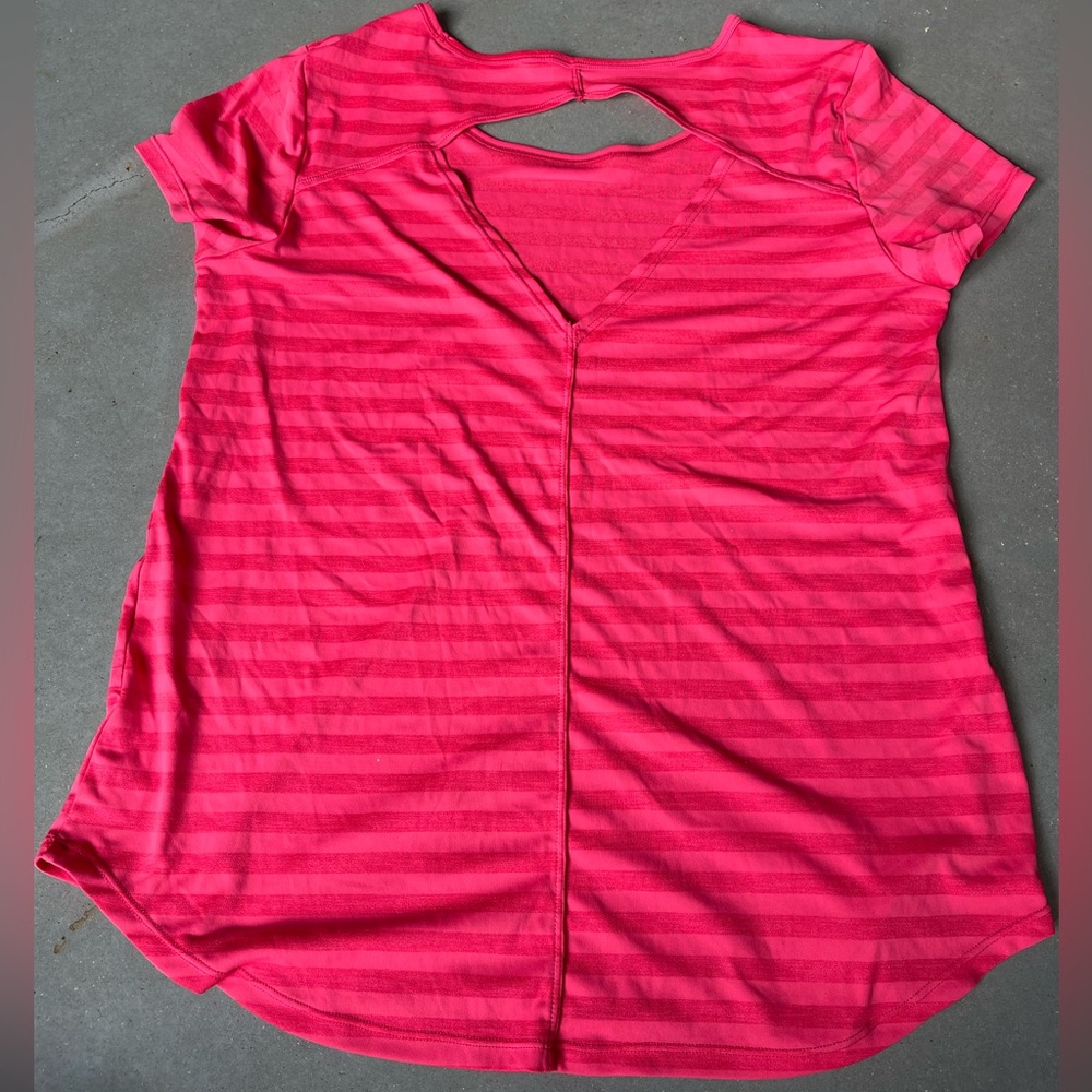 Workout tee - Picture 2 of 2